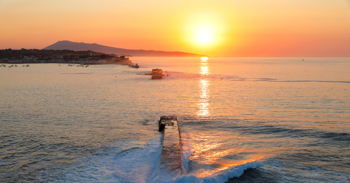 EVJF au Pays basque : 5 idées d&rsquo;activités entre océan et montagnes