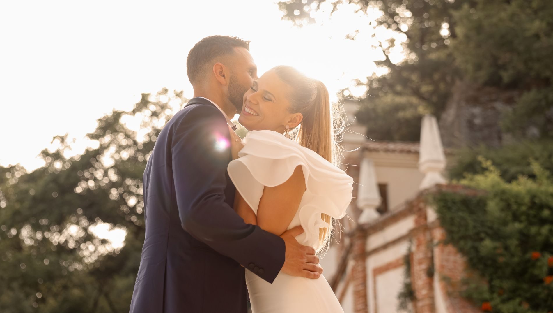 Laura & Yoann ~ Mariage élégant au Château de Roques