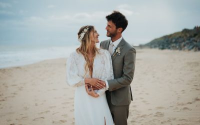 Romane & Chris ~ Mariage sur l’Île de Ré, les pieds dans le sable