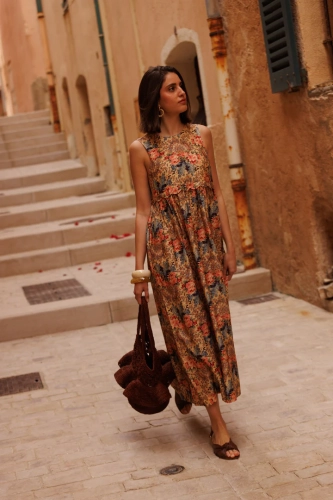 robe Shade - Stella & Suzie